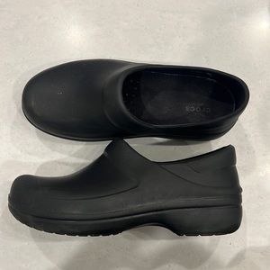 Crocs clogs